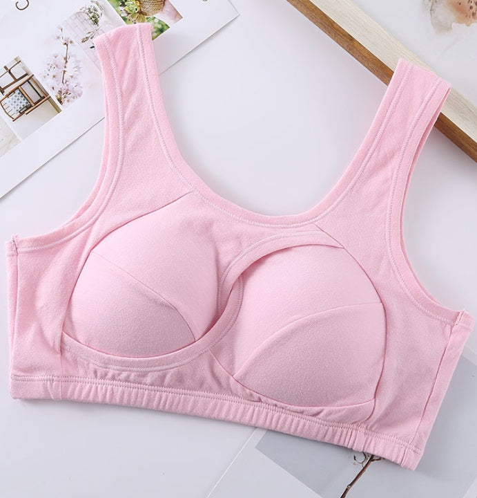 Comfortable Plus Size Sleep Bra: Wireless, Padded, Cotton.