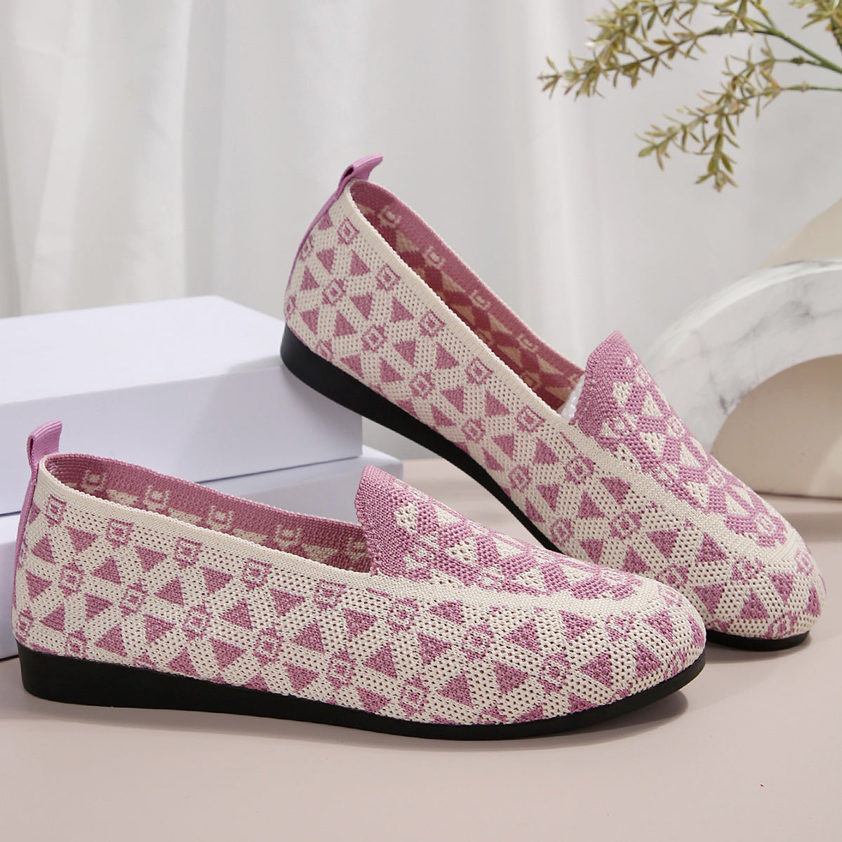 Printed Round Toe Flat Loafers