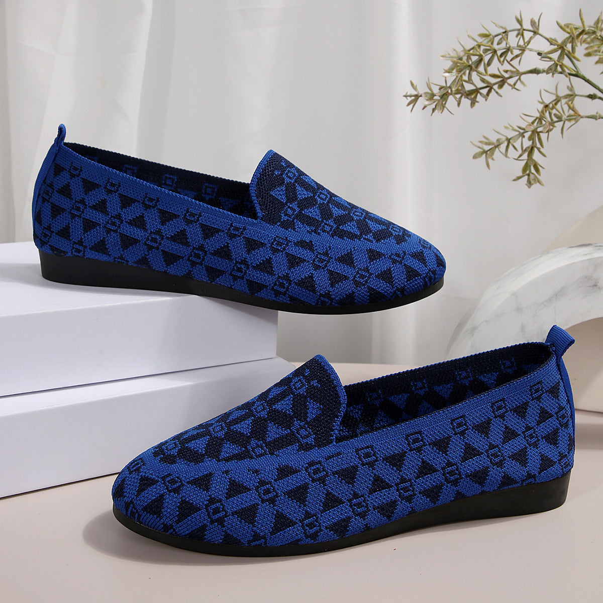 Printed Round Toe Flat Loafers